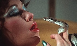 Gerard Damianos "The Devil in Miss Jones" von 1973 verfolgt das Ringen um Lust, sexuelle Emanzipation und die Seele seiner Heldin. Der Klassiker läuft als seltene 16mm-Kopie. - Paderporn Gerard Damianos "The Devil in Miss Jones" von 1973 verfolgt das Ringen um Lust, sexuelle Emanzipation und die Seele seiner Heldin. Der Klassiker läuft als seltene 16mm-Kopie. - Paderporn