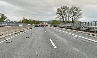 Auf der A30 kam es gegen 7.20 Uhr zu einem Verkehrsunfall mit zwei beteiligten Pkw. - Feuerwehr Löhne Auf der A30 kam es gegen 7.20 Uhr zu einem Verkehrsunfall mit zwei beteiligten Pkw. - Feuerwehr Löhne