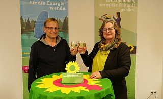 Die Paderborner Grünen Norika Creuzmann und Ulrich Möhl kandidierenfür den Landtag. - Grüne Paderborn Die Paderborner Grünen Norika Creuzmann und Ulrich Möhl kandidierenfür den Landtag. - Grüne Paderborn