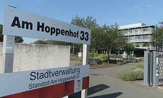 Bei mittlerweile zwei Ausschreibungsverfahren sind Bewerber abgesprungen. Wer neuer Paderborner Sozialdezernent wird und das Büro am Hoppenhof beziehen wird, bleibt daher unklar. - Markus Freckmann Bei mittlerweile zwei Ausschreibungsverfahren sind Bewerber abgesprungen. Wer neuer Paderborner Sozialdezernent wird und das Büro am Hoppenhof beziehen wird, bleibt daher unklar. - Markus Freckmann