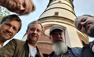 Die "Poempl"-Punkrocker (v. l.) Thorsten Drücker, Henning Poppe, Boris Fust, Till Schulze-Geißler und Daniel Hermes. - Privat Die "Poempl"-Punkrocker (v. l.) Thorsten Drücker, Henning Poppe, Boris Fust, Till Schulze-Geißler und Daniel Hermes. - Privat