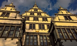 Im Paderborner Rathaus regiert seit 2020 erstmals eine schwarz-grüne Koalition. - Hans-Hermann Igges Im Paderborner Rathaus regiert seit 2020 erstmals eine schwarz-grüne Koalition. - Hans-Hermann Igges