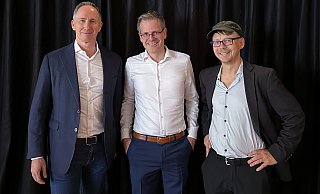 Übernahme in Bielefeld: Björn Robens (v.l.) mit Kai Fastabend und Nick Zippel ziehen jetzt an einem Strang. - HWP Übernahme in Bielefeld: Björn Robens (v.l.) mit Kai Fastabend und Nick Zippel ziehen jetzt an einem Strang. - HWP