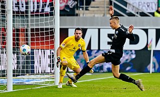 SCP-Akteur Filip Bilbija schrammt im Heimspiel gegen Nürnberg in der 68. Minute haarscharf am 1:3-Treffer vorbei. - Besim Mazhiqi SCP-Akteur Filip Bilbija schrammt im Heimspiel gegen Nürnberg in der 68. Minute haarscharf am 1:3-Treffer vorbei. - Besim Mazhiqi