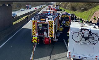 Der Fahrer des Wohnmobils kam bei dem tragischen Unfall ums Leben. - Feuerwehr Porta/Dominik Duensing Der Fahrer des Wohnmobils kam bei dem tragischen Unfall ums Leben. - Feuerwehr Porta/Dominik Duensing