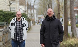 Die Zwei vom Dreierbündnis der vier Parteien: Andreas Korff (v.l., Linke/UW) und Henning Bökamp (FDP). - Ulf Hanke Die Zwei vom Dreierbündnis der vier Parteien: Andreas Korff (v.l., Linke/UW) und Henning Bökamp (FDP). - Ulf Hanke