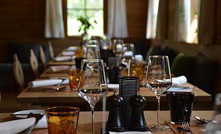 Die Preissteigerung macht auch vor der Gastronomie nicht halt. Restaurants und Gaststätten werden ihre Karten wohl anpassen müssen. - (Symbolbild) Pixabay Die Preissteigerung macht auch vor der Gastronomie nicht halt. Restaurants und Gaststätten werden ihre Karten wohl anpassen müssen. - (Symbolbild) Pixabay
