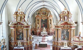 Aus der ehemaligen Abteikirche Corvey überträgt der „WDR“ am Mittwoch, 1. November, den Allerheiligengottesdienst. - Gemeinde Aus der ehemaligen Abteikirche Corvey überträgt der „WDR“ am Mittwoch, 1. November, den Allerheiligengottesdienst. - Gemeinde