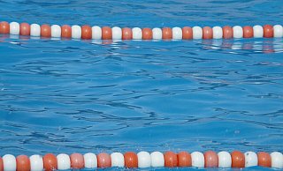 Um den kleinen und großen Besuchern des Waldfreibades Hiddenhausen nicht auch noch den letzten Spaß zu nehmen, hat Bürgermeister Andreas Hüffmann entschieden, das Freibad trotz Gaskrise weiter zu beheizen. - Hans Braxmeier, Pixabay Um den kleinen und großen Besuchern des Waldfreibades Hiddenhausen nicht auch noch den letzten Spaß zu nehmen, hat Bürgermeister Andreas Hüffmann entschieden, das Freibad trotz Gaskrise weiter zu beheizen. - Hans Braxmeier, Pixabay