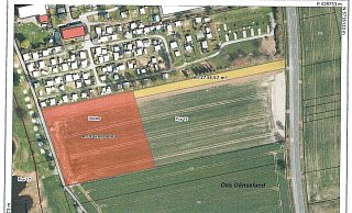 Das geplante Erweiterungsgebiet soll über die Kreisstraße 63 (r.) erschlossen werden und liegt direkt am Radweg (l.). - Darstellung/Stadt Höxter Das geplante Erweiterungsgebiet soll über die Kreisstraße 63 (r.) erschlossen werden und liegt direkt am Radweg (l.). - Darstellung/Stadt Höxter