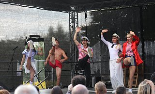 Die Stadtwerke Herford hatten zum Energie-Erlebnis-Tag eingeladen, und die Besucher kamen zahlreich: Rund 3.000 Gäste erlebten eine gelungene Veranstaltung und freuten sich über eine bunte Mischung an Entertainment. - Claus Frickemeier Die Stadtwerke Herford hatten zum Energie-Erlebnis-Tag eingeladen, und die Besucher kamen zahlreich: Rund 3.000 Gäste erlebten eine gelungene Veranstaltung und freuten sich über eine bunte Mischung an Entertainment. - Claus Frickemeier