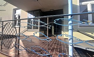 Der Eingang zur ehemaligen Eisenhoitschule in der Warburger Altstadt. - Simone Flörke Der Eingang zur ehemaligen Eisenhoitschule in der Warburger Altstadt. - Simone Flörke