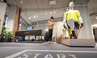 Vorbesichtigung einen Tag vor der offiziellen Neu-Eröffnung von Sportscheck. - Oliver Krato Vorbesichtigung einen Tag vor der offiziellen Neu-Eröffnung von Sportscheck. - Oliver Krato