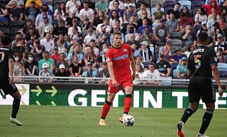 Neuzugang Adrian Gryszkiewicz bereitete den zwischenzeitlichen 1:1-Ausgleich des SC Paderborn vor. - SC Paderborn 07 Neuzugang Adrian Gryszkiewicz bereitete den zwischenzeitlichen 1:1-Ausgleich des SC Paderborn vor. - SC Paderborn 07