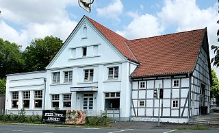 Die Betreiber von "hey.fratelli" hatten die Gaststätte an der B61 vor knapp zweieinhalb Jahren unternommen und italienische Küche dort angeboten.. - Andreas Frücht Die Betreiber von "hey.fratelli" hatten die Gaststätte an der B61 vor knapp zweieinhalb Jahren unternommen und italienische Küche dort angeboten.. - Andreas Frücht