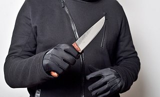 Messer mit solchen Klingen sind nicht nur in Waffenverbotszonen verboten. (Symbolfoto) - Pixabay Messer mit solchen Klingen sind nicht nur in Waffenverbotszonen verboten. (Symbolfoto) - Pixabay