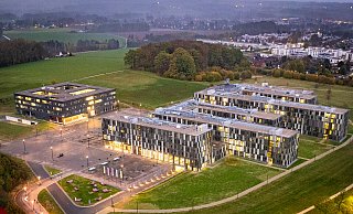 Die FH Bielefeld (vorne) auf dem Campus Nord wird die HSBI. - Mike-Dennis Müller / www.mdm.photo Die FH Bielefeld (vorne) auf dem Campus Nord wird die HSBI. - Mike-Dennis Müller / www.mdm.photo