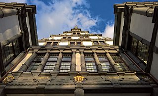 Hinter der Fassade des Historischen Rathauses hat sich der Aufsichtsrat des Padersprinters zu einer außerordentlichen Sitzung getroffen. - Hans-Hermann Igges (Archivbild) Hinter der Fassade des Historischen Rathauses hat sich der Aufsichtsrat des Padersprinters zu einer außerordentlichen Sitzung getroffen. - Hans-Hermann Igges (Archivbild)