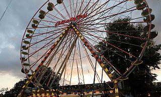 Der Annentag ist die größte Innenstadtkirmes im Weserbergland - im Mai sollte eigentlich eine Entscheidung fallen. - Simone Flörke Der Annentag ist die größte Innenstadtkirmes im Weserbergland - im Mai sollte eigentlich eine Entscheidung fallen. - Simone Flörke