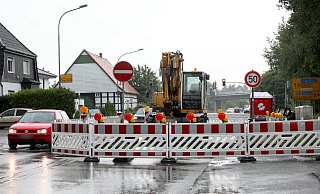 Die Bielefelder Straße ist jetzt stadtauswärts ab Edeka-Food-Service (ehemals Mios-Großmarkt) wegen einer Baustelle gesperrt. - Frank-Michael Kiel-Steinkamp Die Bielefelder Straße ist jetzt stadtauswärts ab Edeka-Food-Service (ehemals Mios-Großmarkt) wegen einer Baustelle gesperrt. - Frank-Michael Kiel-Steinkamp