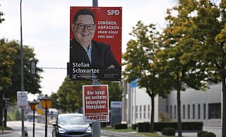 Stefan Schwartze hat den Wahlkreis 133 souverän gewonnen. Die Spitzen der heimischen Parteien fragen sich, warum diese Wahl so anders war. Nicht Themen sondern „Petitessen“ hätten den Ausschlag gegeben. Foto: Nicole Sielermann - Nicole Sielermann Stefan Schwartze hat den Wahlkreis 133 souverän gewonnen. Die Spitzen der heimischen Parteien fragen sich, warum diese Wahl so anders war. Nicht Themen sondern „Petitessen“ hätten den Ausschlag gegeben. Foto: Nicole Sielermann - Nicole Sielermann