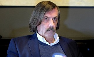 Verursacht Kosten: Bürgermeister Norbert Morkes (72). - Andreas Frücht Verursacht Kosten: Bürgermeister Norbert Morkes (72). - Andreas Frücht