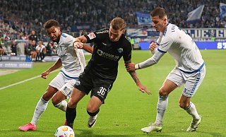 Felix Platte (mitte) spielte in Magdeburg stark auf und ist auch gegen Schalke von Beginn an dabei. - IMAGO/Jan Huebner Felix Platte (mitte) spielte in Magdeburg stark auf und ist auch gegen Schalke von Beginn an dabei. - IMAGO/Jan Huebner