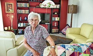 Dieses Wohnzimmer und ein eigenes Bad kann Ulrike Strothmann für Menschen in Not zur Verfügung stellen. - Barbara Franke Dieses Wohnzimmer und ein eigenes Bad kann Ulrike Strothmann für Menschen in Not zur Verfügung stellen. - Barbara Franke