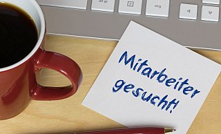 Es geht um Job- oder Wohnungsangebote, die auf den ersten Blick unproblematisch wirken. Im Nu ermittelt aber die Kripo. - Symbolfoto: stock.adobe.com Es geht um Job- oder Wohnungsangebote, die auf den ersten Blick unproblematisch wirken. Im Nu ermittelt aber die Kripo. - Symbolfoto: stock.adobe.com