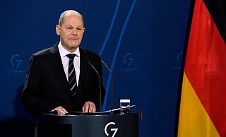Bundeskanzler Olaf Scholz und seine Ampel-Regierung stehen zunehmend in der Kritik in Amerika bezüglich des Ukraine-Konfliktes. - Tobias Schwarz / POOL / AFP Bundeskanzler Olaf Scholz und seine Ampel-Regierung stehen zunehmend in der Kritik in Amerika bezüglich des Ukraine-Konfliktes. - Tobias Schwarz / POOL / AFP