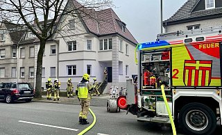 Feuerwehreinsatz an der Rathenaustraße in Paderborn: In einem Wohnhaus hat es gebrannt. - Ralph Meyer Feuerwehreinsatz an der Rathenaustraße in Paderborn: In einem Wohnhaus hat es gebrannt. - Ralph Meyer