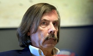 Bürgermeister Norbert Morkes muss 8.000 Euro Bußgeld zahlen, ein Prozess wird nicht stattfinden. Bürgermeister Norbert Morkes muss 8.000 Euro Bußgeld zahlen, ein Prozess wird nicht stattfinden.