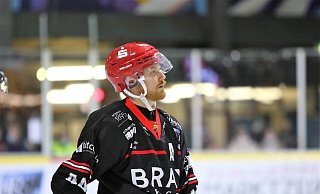 Blitzstart: Philipp Brinkmann brachte die Ice Dragons nach 32 Sekunden in Führung. - Yvonne Gottschlich Blitzstart: Philipp Brinkmann brachte die Ice Dragons nach 32 Sekunden in Führung. - Yvonne Gottschlich