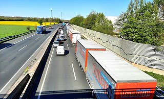 Auf der A30 in Fahrtrichtung Osnabrück staute es sich am Mittwochmorgen bis nach Bünde-Ahle. - Niklas Krämer Auf der A30 in Fahrtrichtung Osnabrück staute es sich am Mittwochmorgen bis nach Bünde-Ahle. - Niklas Krämer