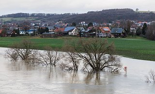 Vlotho, 3. Januar: Blick auf die Weser. - Friso Gentsch Vlotho, 3. Januar: Blick auf die Weser. - Friso Gentsch