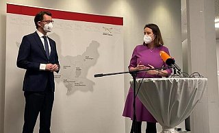 NRW-Ministerpräsident Hendrik Wüst zusammen mit der Landrätin Anna Bölling. - Patrick Schwemling NRW-Ministerpräsident Hendrik Wüst zusammen mit der Landrätin Anna Bölling. - Patrick Schwemling
