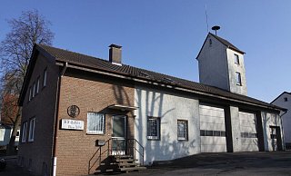 Nicht mehr zeitgemäß: Das Feuerwehrgerätehaus Gohfeld am Libellenweg. - Ulf Hanke Nicht mehr zeitgemäß: Das Feuerwehrgerätehaus Gohfeld am Libellenweg. - Ulf Hanke