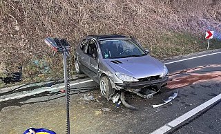 Der 62-Jährige wurde am Samstagmorgen bei dem Unfall auf der Bundestraße 83 schwer verletzt. - Feuerwehr Höxter Der 62-Jährige wurde am Samstagmorgen bei dem Unfall auf der Bundestraße 83 schwer verletzt. - Feuerwehr Höxter