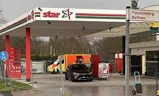 Die Tankstelle wurde während der Brückensperrung umfangreich saniert. Jetzt steht ein Termin für die Eröffnung fest. - Ralf T. Mischer Die Tankstelle wurde während der Brückensperrung umfangreich saniert. Jetzt steht ein Termin für die Eröffnung fest. - Ralf T. Mischer