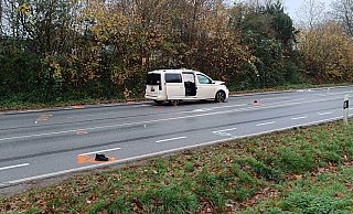 Am 26. November 2023 wurde bei dem schweren Verkehrsunfall ein 29-Jähriger getötet, sein Begleiter (24) schwerstverletzt. - Claus Frickemeier Am 26. November 2023 wurde bei dem schweren Verkehrsunfall ein 29-Jähriger getötet, sein Begleiter (24) schwerstverletzt. - Claus Frickemeier