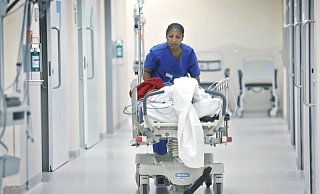 Ist eine Abweisung von ungeimpften Covid-Patienten möglich? - Archiv: Sarah Jonek Ist eine Abweisung von ungeimpften Covid-Patienten möglich? - Archiv: Sarah Jonek