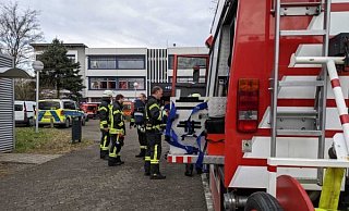 Die Feuerwehr ist aktuell an der Gesamtschule in Werther im Einsatz. - Anja Hanneforth Die Feuerwehr ist aktuell an der Gesamtschule in Werther im Einsatz. - Anja Hanneforth