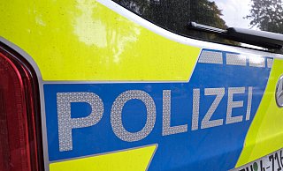 Die Polizei sperrte am Samstag einen Teil des Sielparks ab, um eine Leiche zu bergen. - Thorsten Gödecker Die Polizei sperrte am Samstag einen Teil des Sielparks ab, um eine Leiche zu bergen. - Thorsten Gödecker