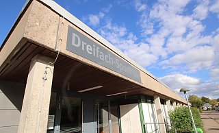Die Leopoldshöher Sporthallen, wie hier die Dreifachsporthalle am Schulzentrum, sollen im Herbst und Winter während der Ferien komplett geschlossen werden. Das hat die Verwaltung vorgeschlagen, um Energie zu sparen. - Birgit Guhlke Die Leopoldshöher Sporthallen, wie hier die Dreifachsporthalle am Schulzentrum, sollen im Herbst und Winter während der Ferien komplett geschlossen werden. Das hat die Verwaltung vorgeschlagen, um Energie zu sparen. - Birgit Guhlke