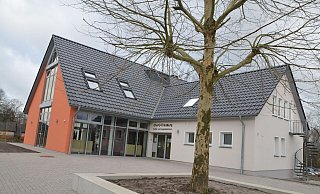 Benannt werden soll der Platz unmittelbar vor dem Jugendzentrum Charlottenburg. - Mareike Patock Benannt werden soll der Platz unmittelbar vor dem Jugendzentrum Charlottenburg. - Mareike Patock