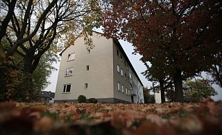 Diese Wohnblocks an der Meyerhofstraße gehören der LEG. Die Mieten steigen, seit Wohnungen aus der Mietpreisbindung gefallen sind. - Gerald Dunkel Diese Wohnblocks an der Meyerhofstraße gehören der LEG. Die Mieten steigen, seit Wohnungen aus der Mietpreisbindung gefallen sind. - Gerald Dunkel