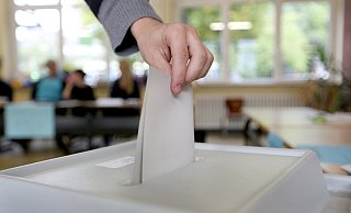 Wen am 15. Mai wählen? Infos zu den Kandidierenden im Kreis Gütersloh gibt es im NW-Check. - INA FASSBENDER Wen am 15. Mai wählen? Infos zu den Kandidierenden im Kreis Gütersloh gibt es im NW-Check. - INA FASSBENDER