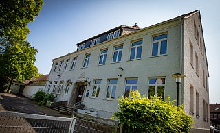 Die Tieplatzschule in Heepen soll zur Kita umgebaut werden. Sieben Gruppen könnten hier untergebracht werden. Es wäre die größte Kita in Bielefeld. - Mike-Dennis Mller / www.mdm.photo Die Tieplatzschule in Heepen soll zur Kita umgebaut werden. Sieben Gruppen könnten hier untergebracht werden. Es wäre die größte Kita in Bielefeld. - Mike-Dennis Mller / www.mdm.photo