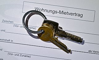 Laut Mieterbund wird es auch im Kreis Höxter zunehmend schwieriger, eine bezahlbare Wohnung zu finden. Umgekehrt stehen laut neuster Zahlen etliche Wohnungen leer. - Patrick Pleul Laut Mieterbund wird es auch im Kreis Höxter zunehmend schwieriger, eine bezahlbare Wohnung zu finden. Umgekehrt stehen laut neuster Zahlen etliche Wohnungen leer. - Patrick Pleul