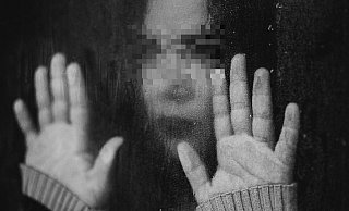 Die junge Bielefelderin traut sich seit einem einschneidenden Erlebnis nicht mehr allein nach draußen. - Symbolfoto: Pixabay /Creative Commons Die junge Bielefelderin traut sich seit einem einschneidenden Erlebnis nicht mehr allein nach draußen. - Symbolfoto: Pixabay /Creative Commons
